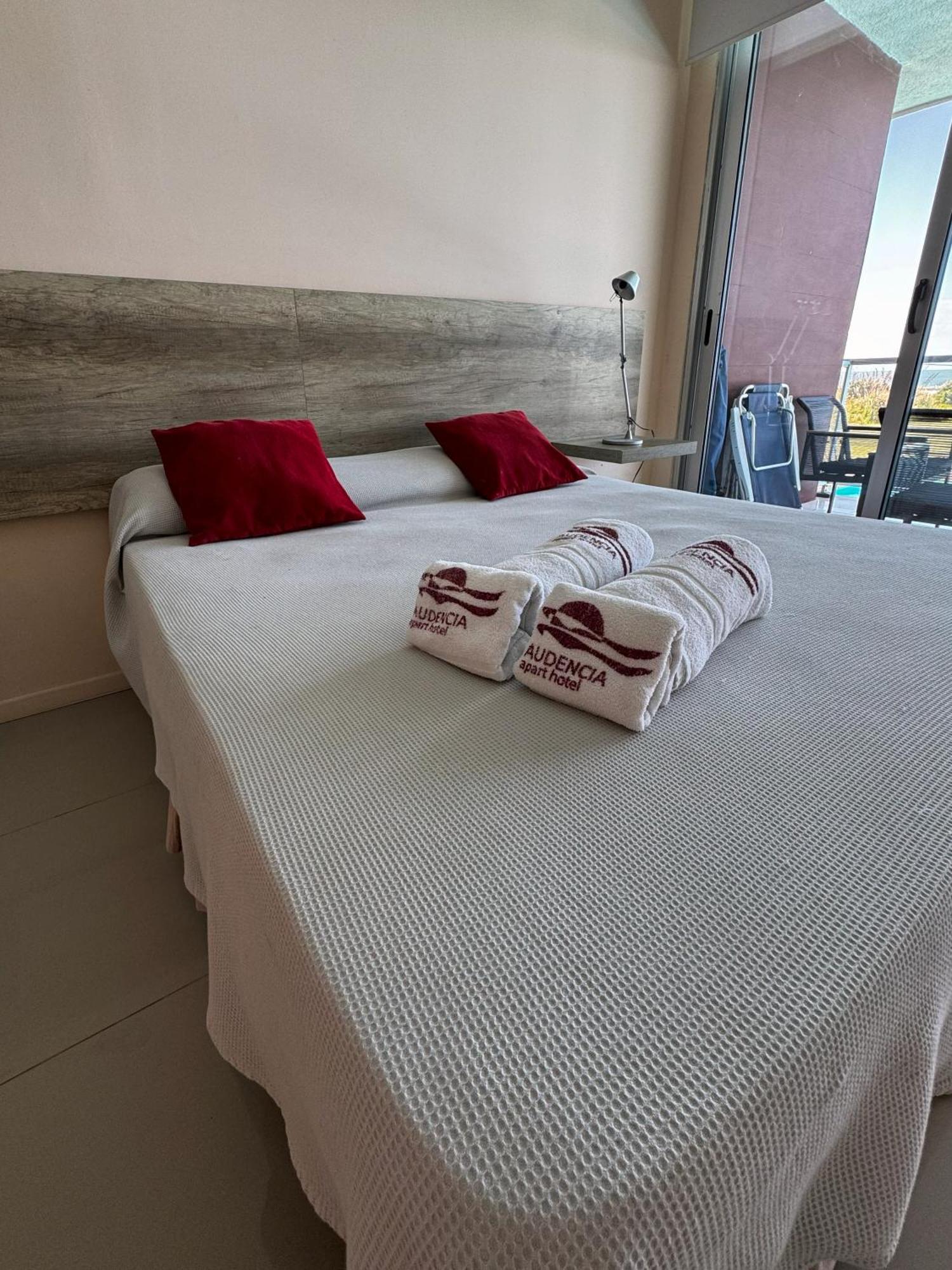 Audencia Del Mar Aparthotel La Paloma Bagian luar foto